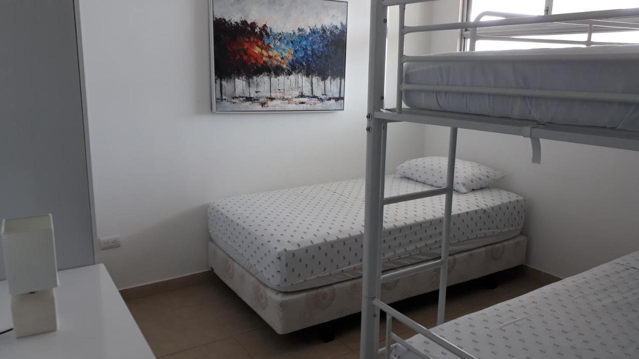 Lindo Departamento Al Pie De Playa Edificio Torre Oceanica Apartment Salinas  Exterior foto